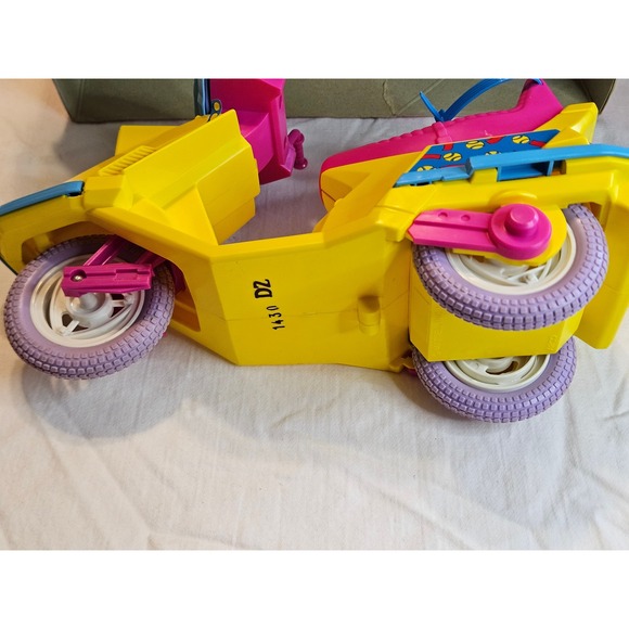 Barbie and the All Stars Action Scooter 1989 Mattel Vintage Doll Toy - Picture 7 of 8